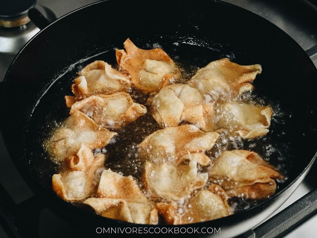 Frying wontons