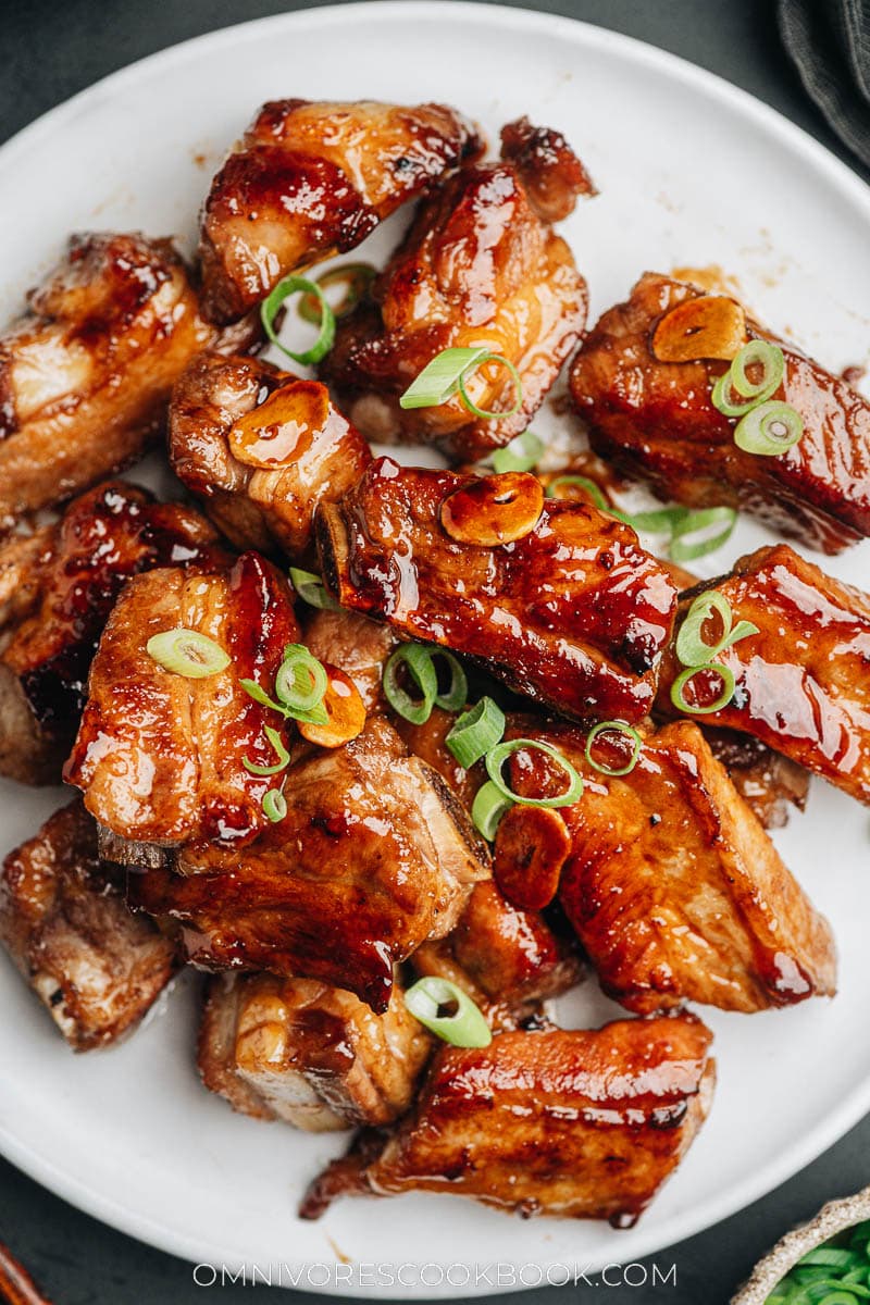 Shanghai sweet and sour ribs close-up