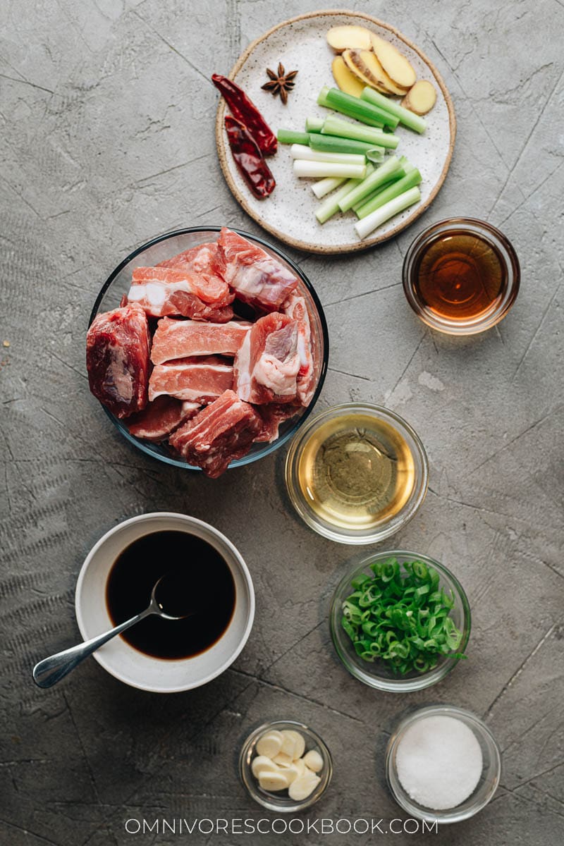 Ingredients for making sweet and sour ribs