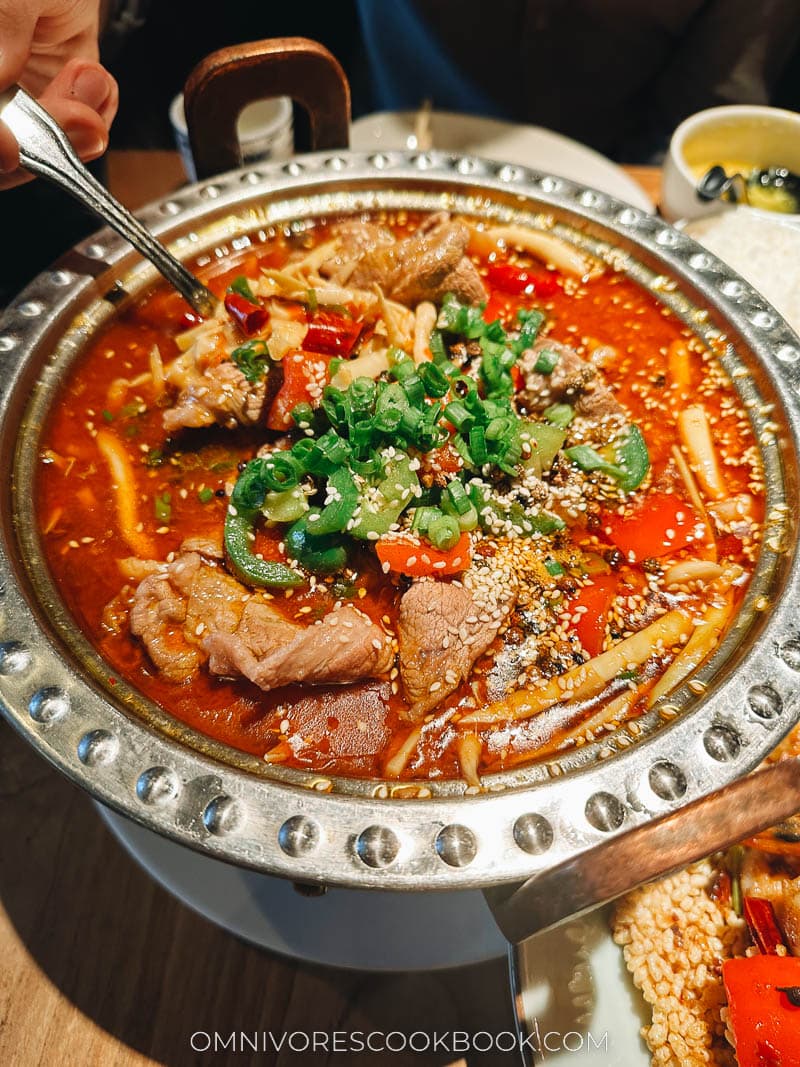 Prime rib Sichuan hot pot
