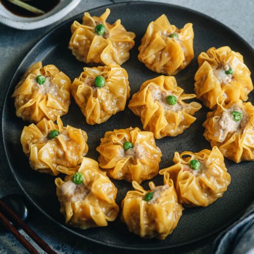 Cantonese Shumai with Pork and Shrimp (烧麦, Shao Mai)