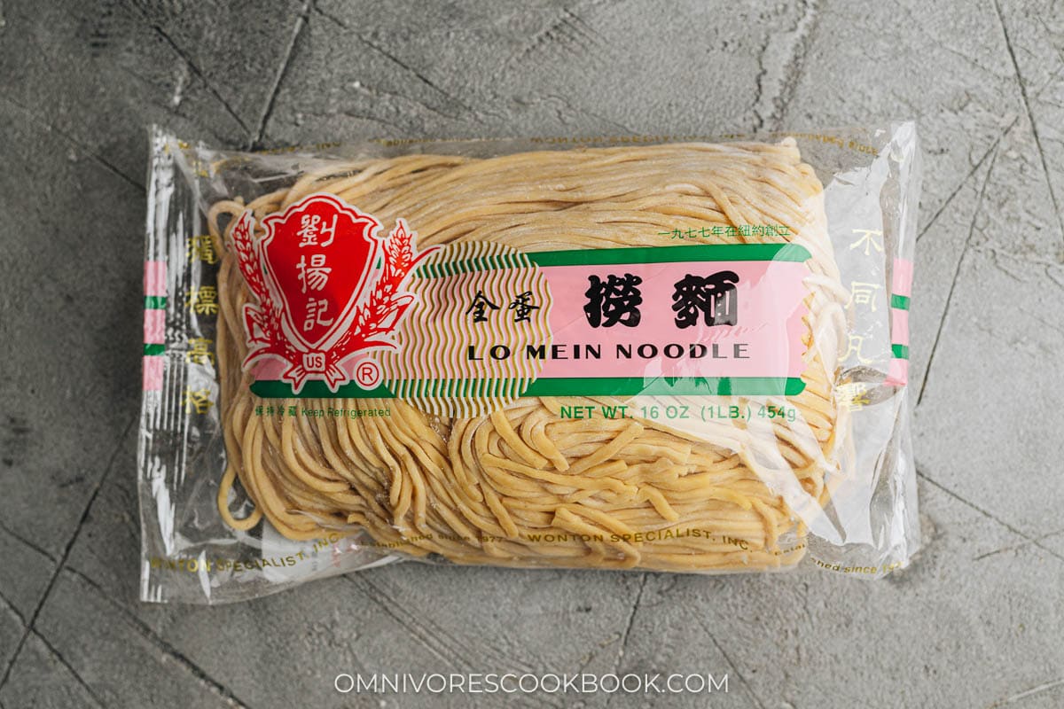 Packaged lo mein noodles