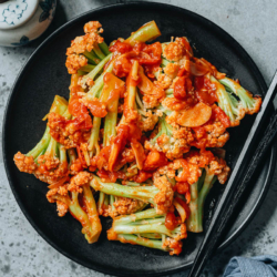 This quick and easy stir fried cauliflower with tomato features crunchy cauliflower covered in a sweet and sour tomato sauce. It is a side dish that’s easy to put together and brings big flavor to your table. {Gluten-Free, Vegan}