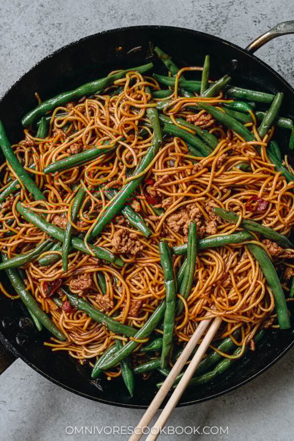 Green Bean Noodles (豆角焖面) Omnivore's Cookbook