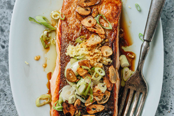 Pan fried crispy salmon with garlic, ginger and scallion