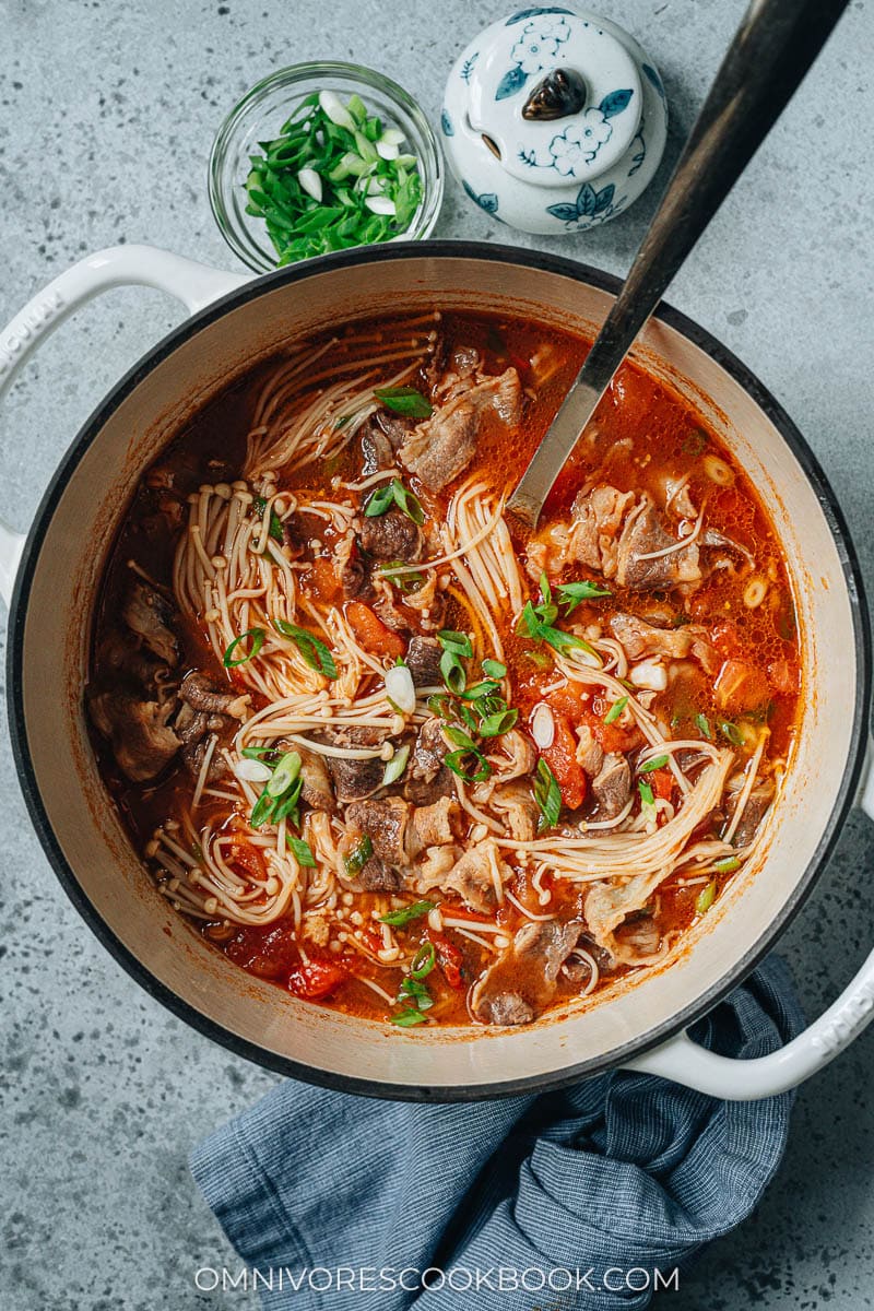 15-Minute Korean Noodle Soup - Omnivore's Cookbook