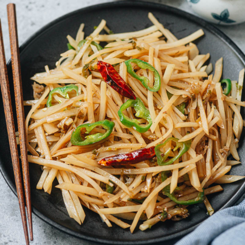 Spicy and Sour Potato Shreds / Popular Chinese Home Cooked Dish