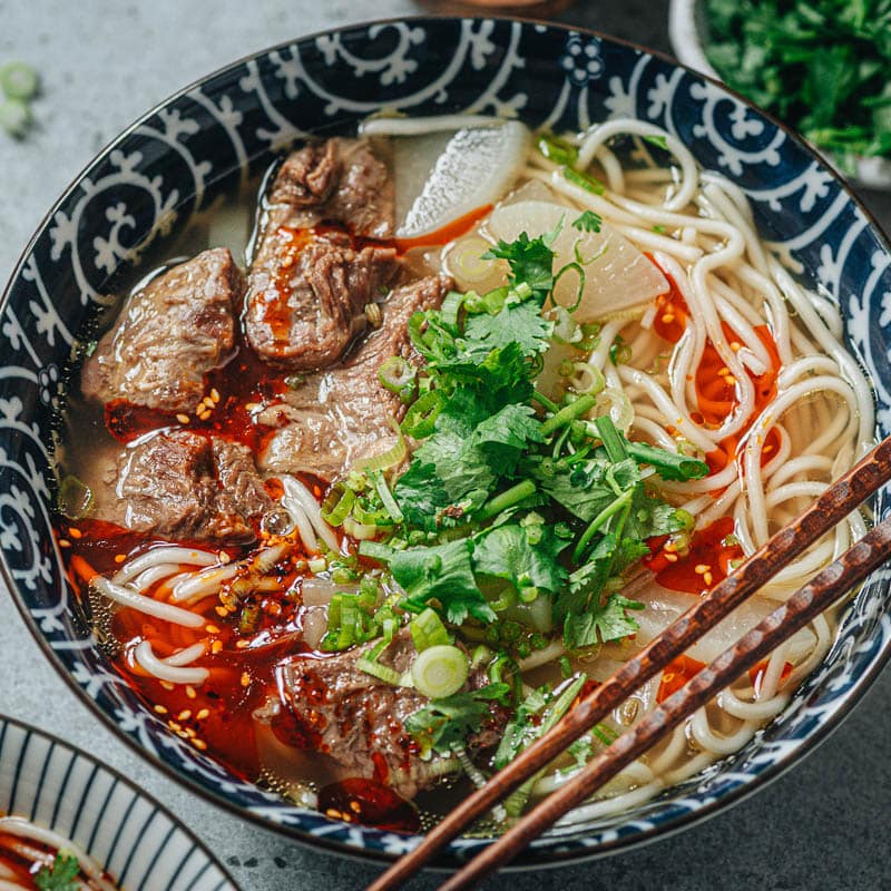 Lanzhou Beef Noodle Soup (兰州拉面) - Omnivore's Cookbook