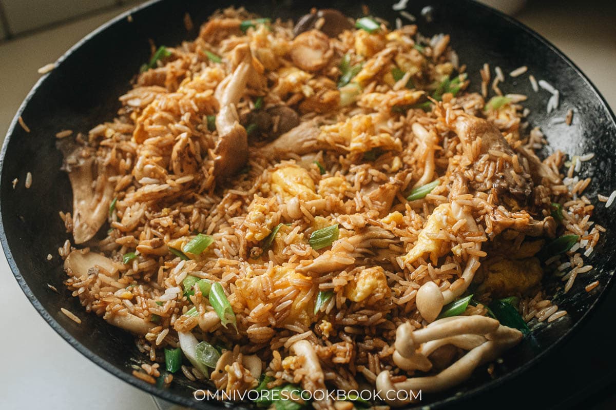 Finish up mushroom fried rice