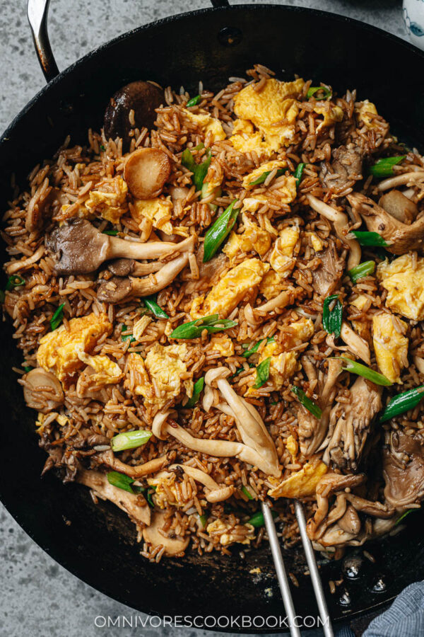 Mushroom Fried Rice (蘑菇炒饭) Omnivore's Cookbook