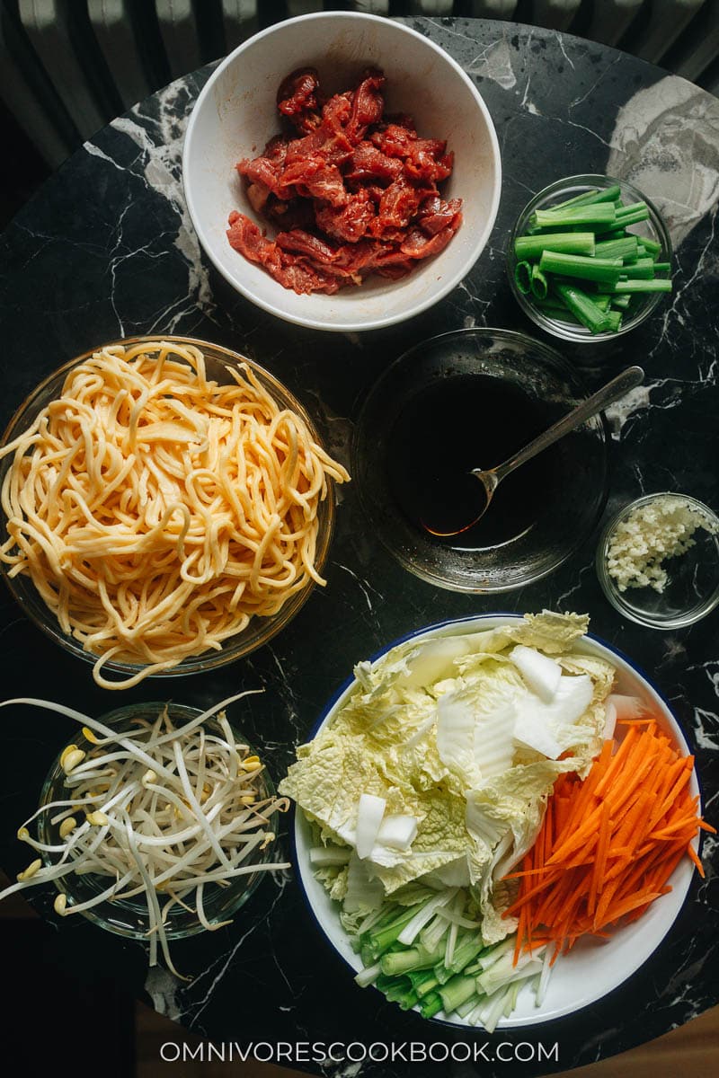 Mise-en-place for Chinese beef fried noodles