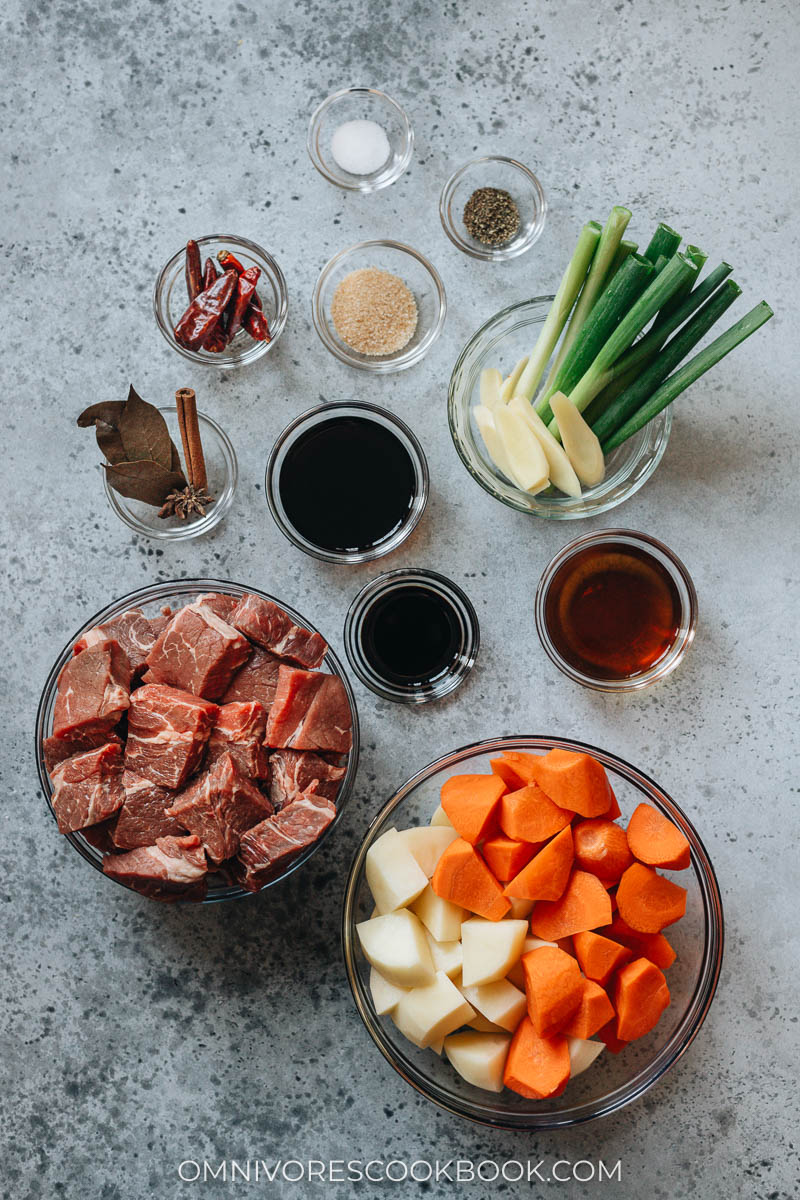 Ingredients for making Chinese beef stew
