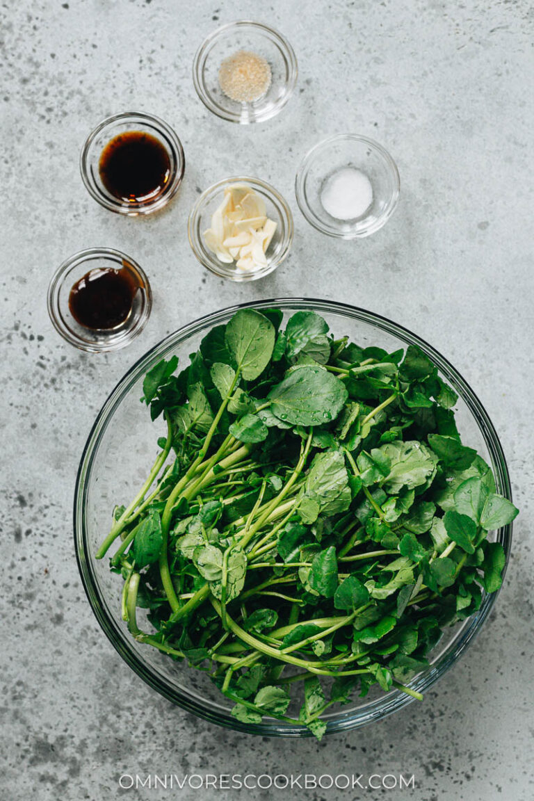 Watercress Stir Fry (炒西洋菜) - Omnivore's Cookbook