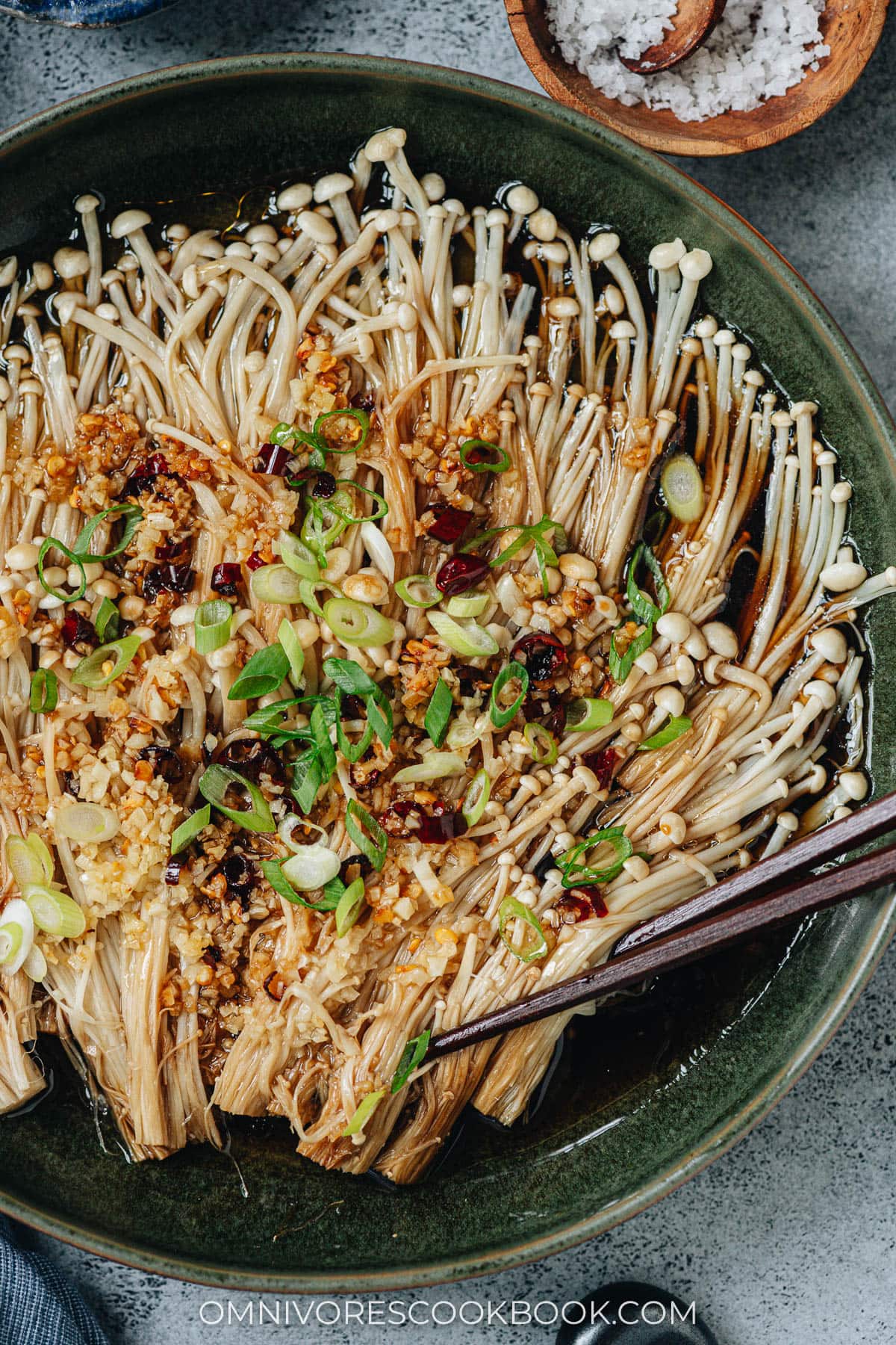 Steamed enoki mushroom close up