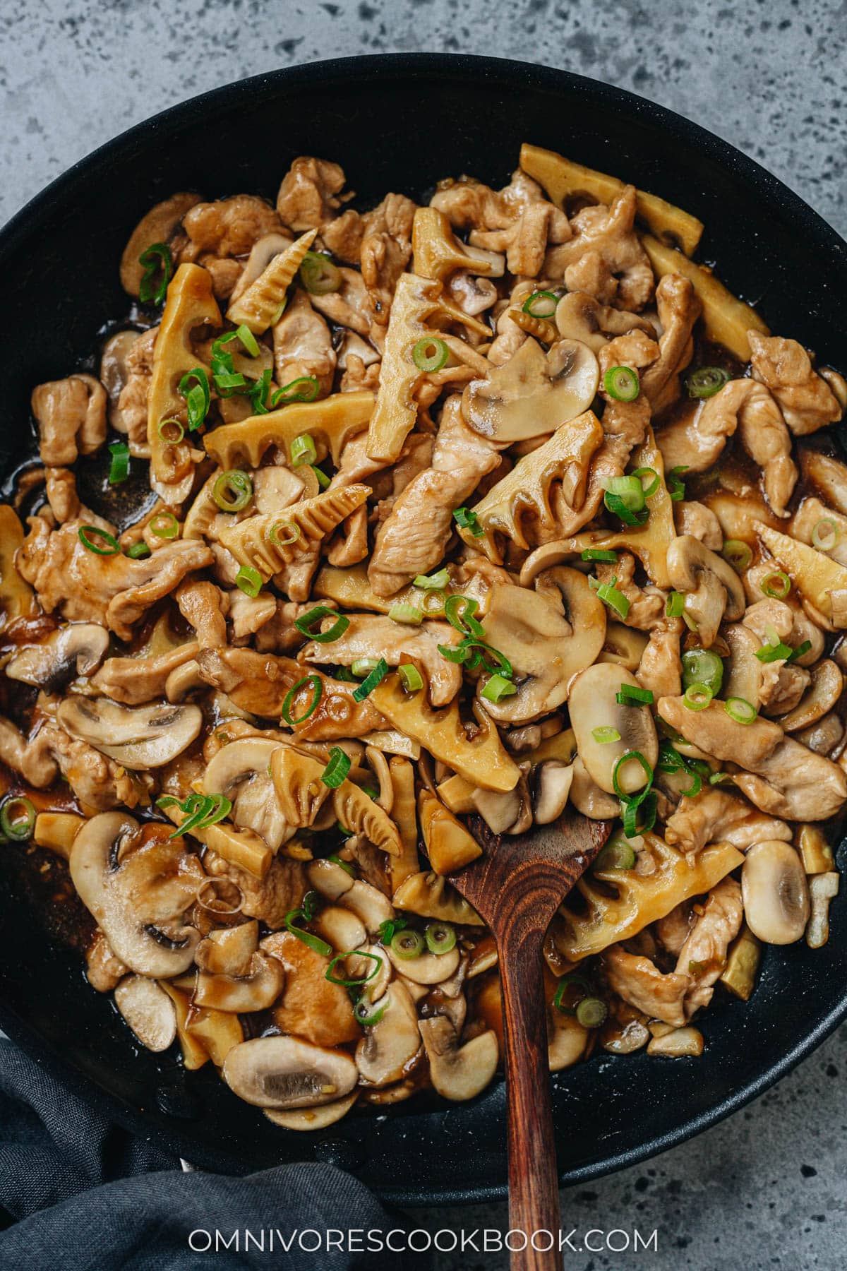 Chinese Mushroom Chicken in a frying pan