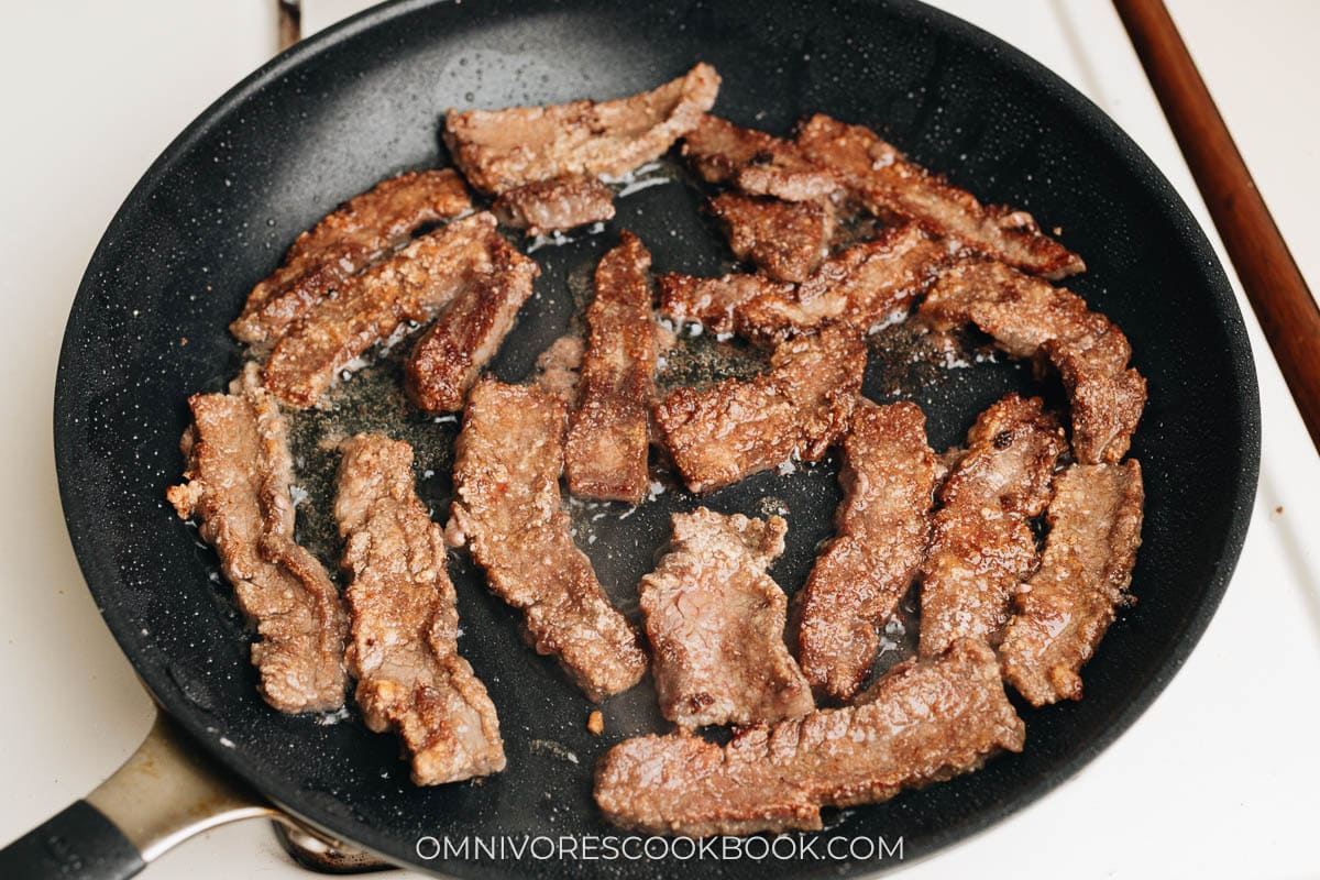 Searing beef in a pan