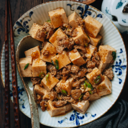 Tofu with minced pork combines the rich, savory taste of ground pork with the soft, delicate texture of tofu, creating a flavorful, comforting meal. It’s a great dish to try if you love mapo tofu but don’t want all the fiery spice.