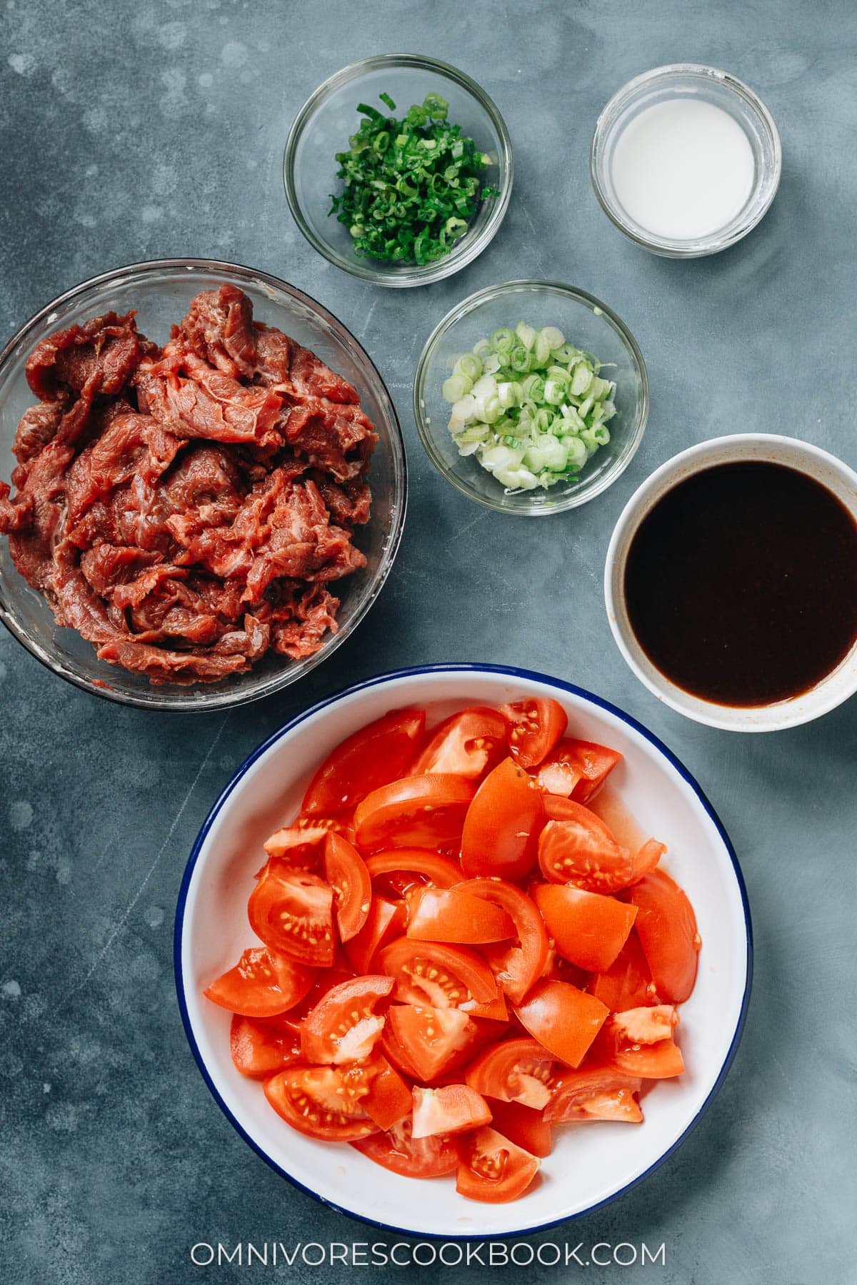 Ingredients for beef and tomato stir fry