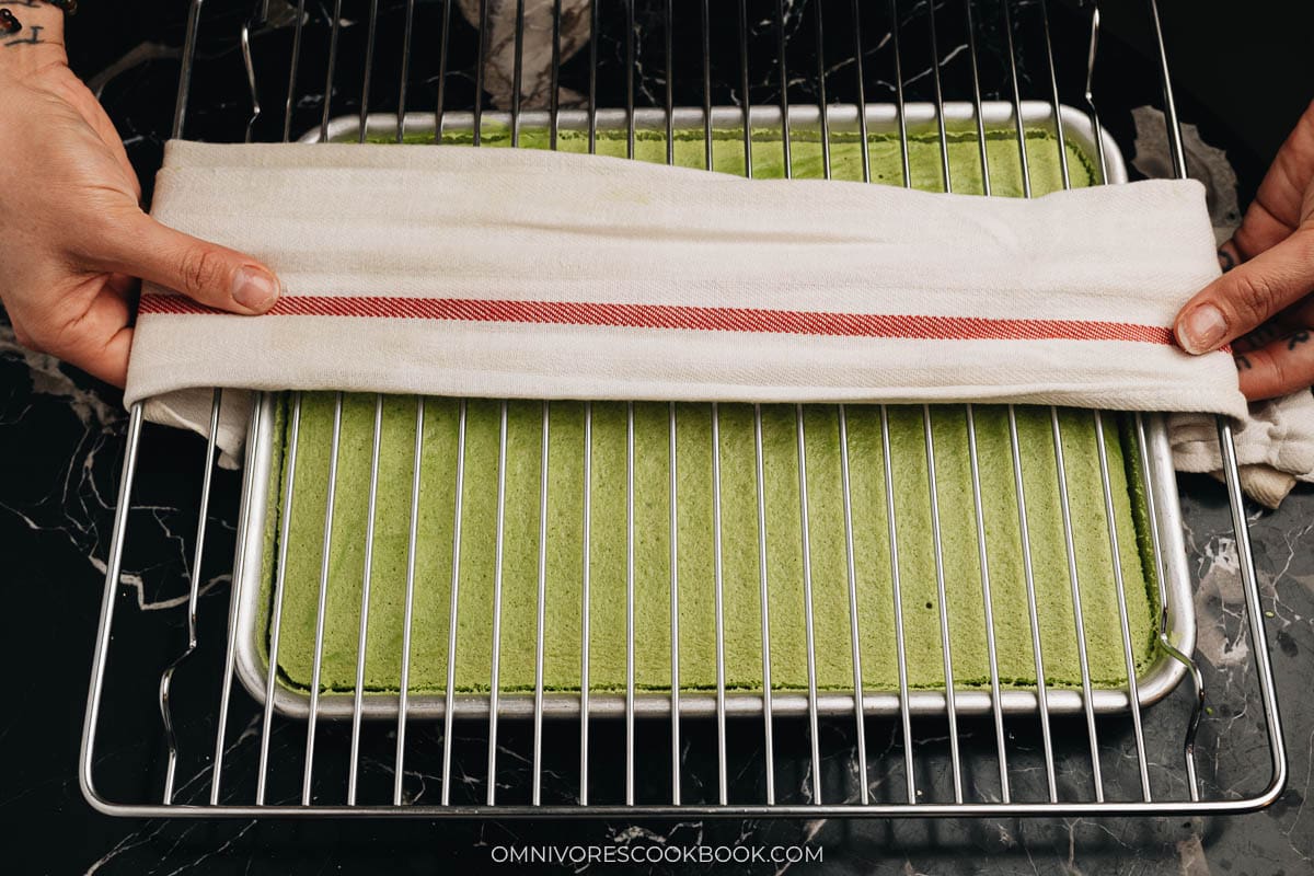 Transfer the baked matcha cake onto a cooling rack