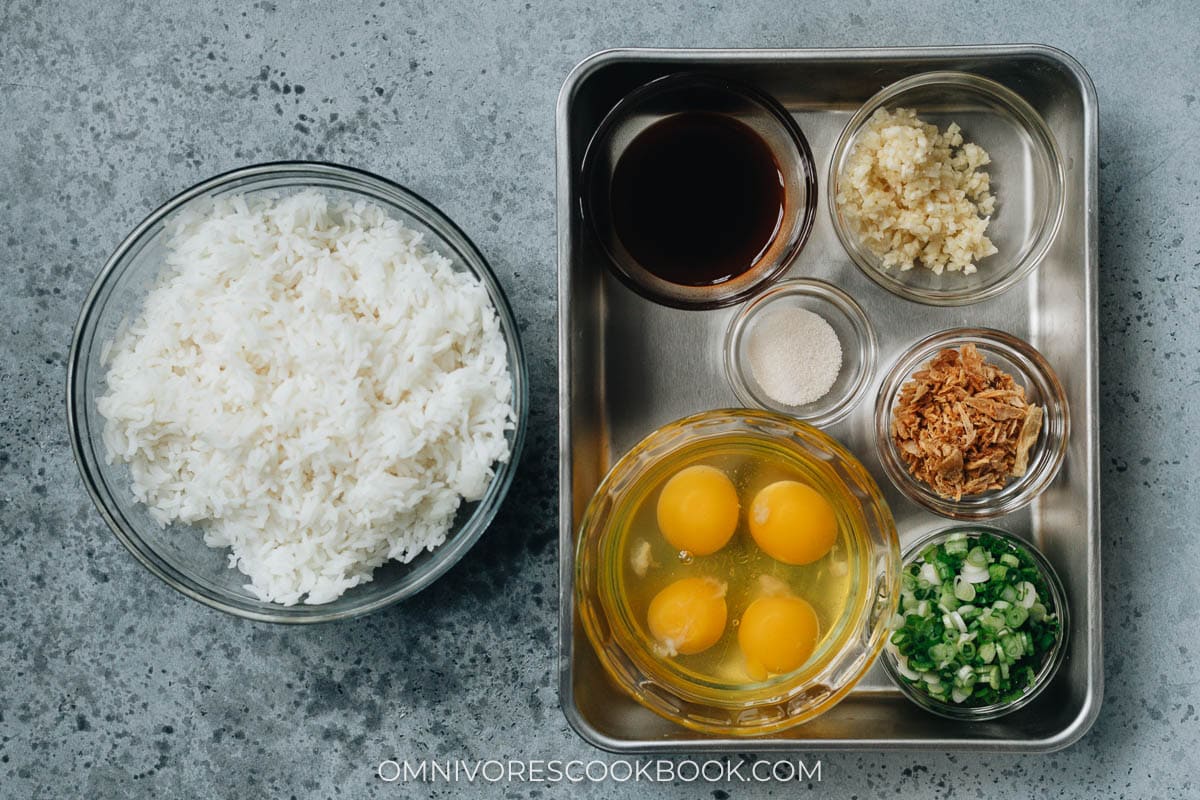 Ingredients for making garlic fried rice