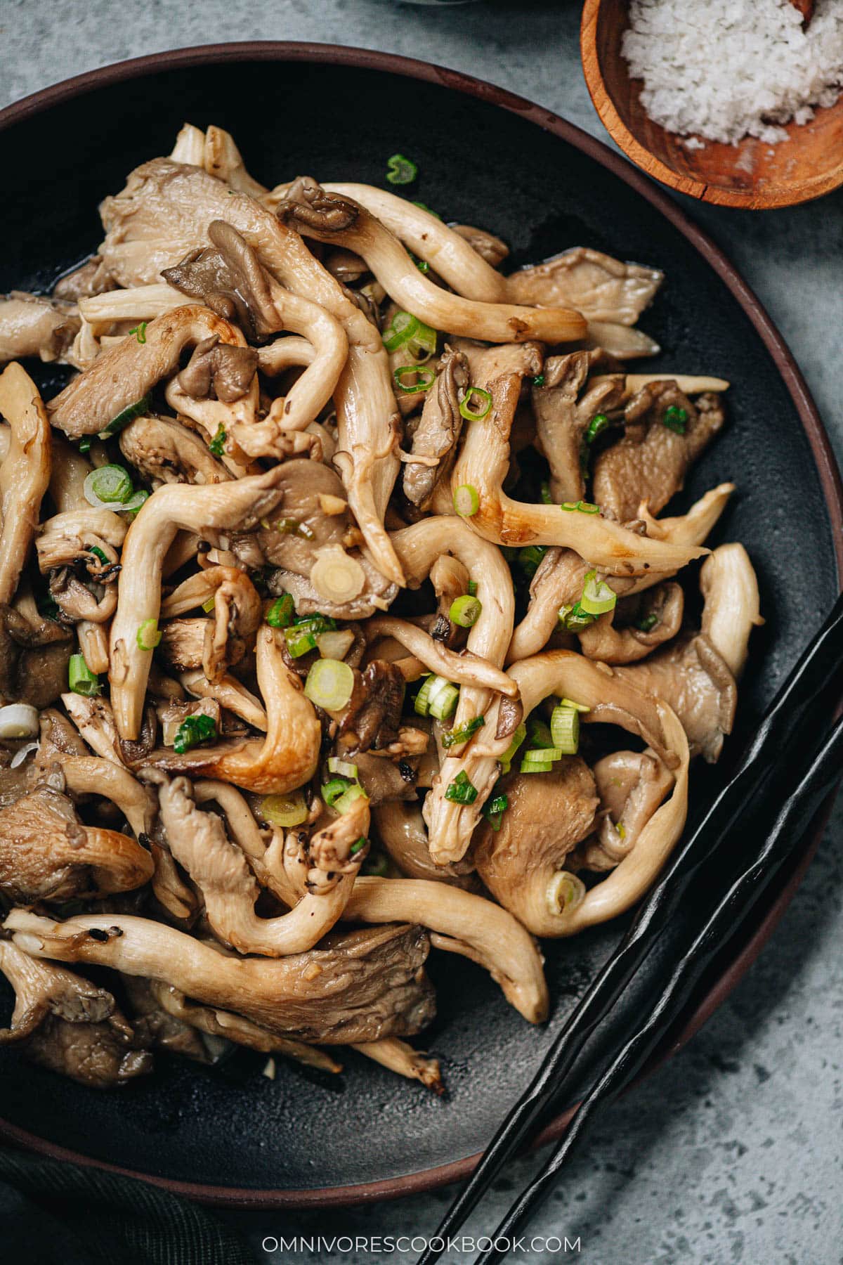 Stir fried pearl oyster mushroom close up