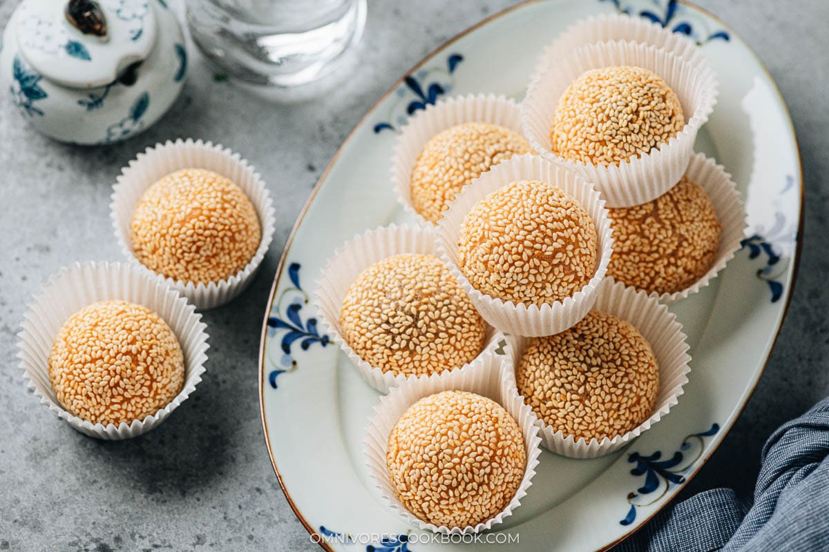 Sesame balls