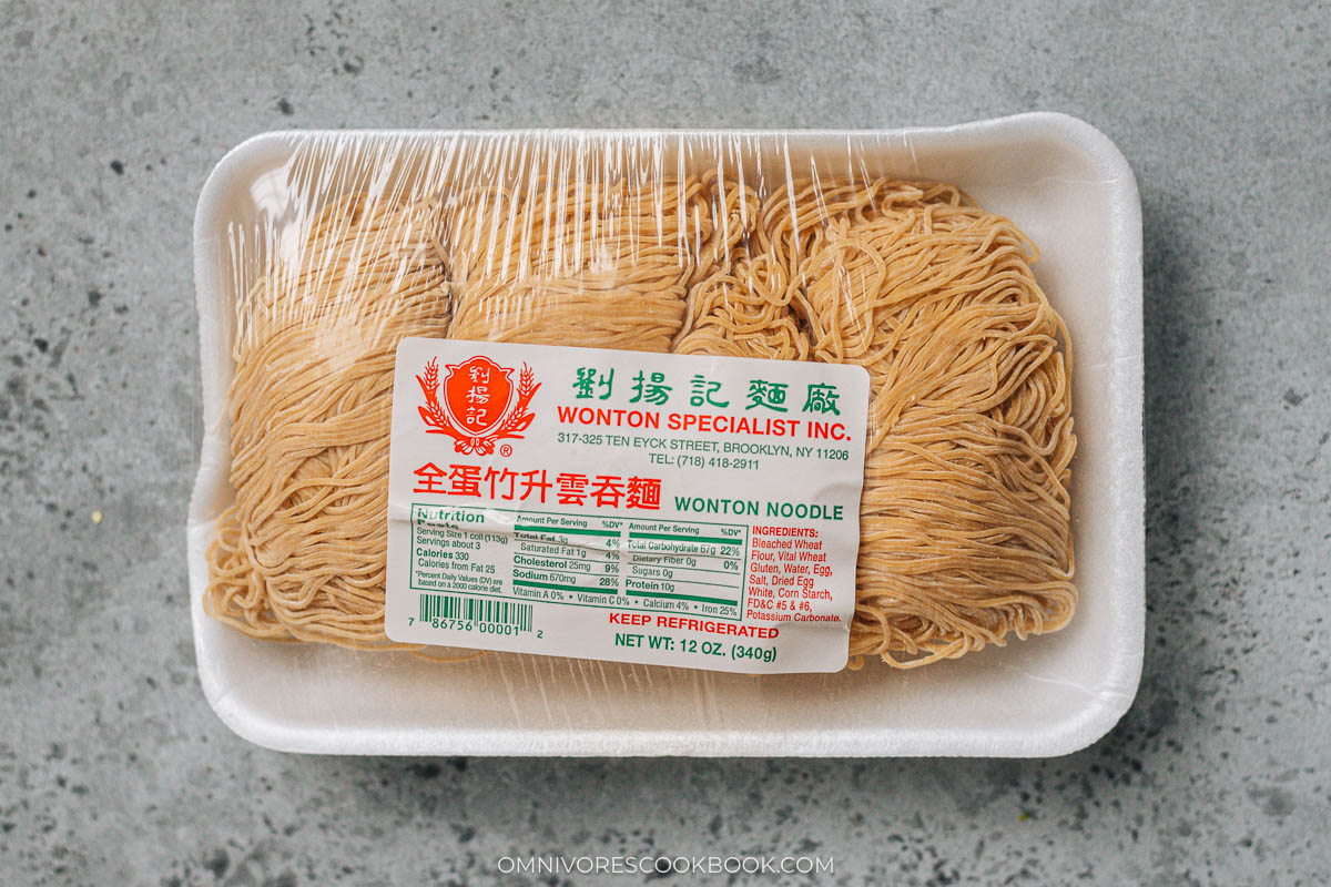 Wonton noodles in package