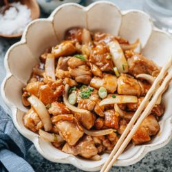 This bourbon chicken recipe features tender juicy pieces of chicken cooked in a rich sticky sauce that has a profound bourbon flavor. It takes 30 minutes to prepare and cook, making it perfect for your weeknight dinner. {Gluten-Free Adaptable}