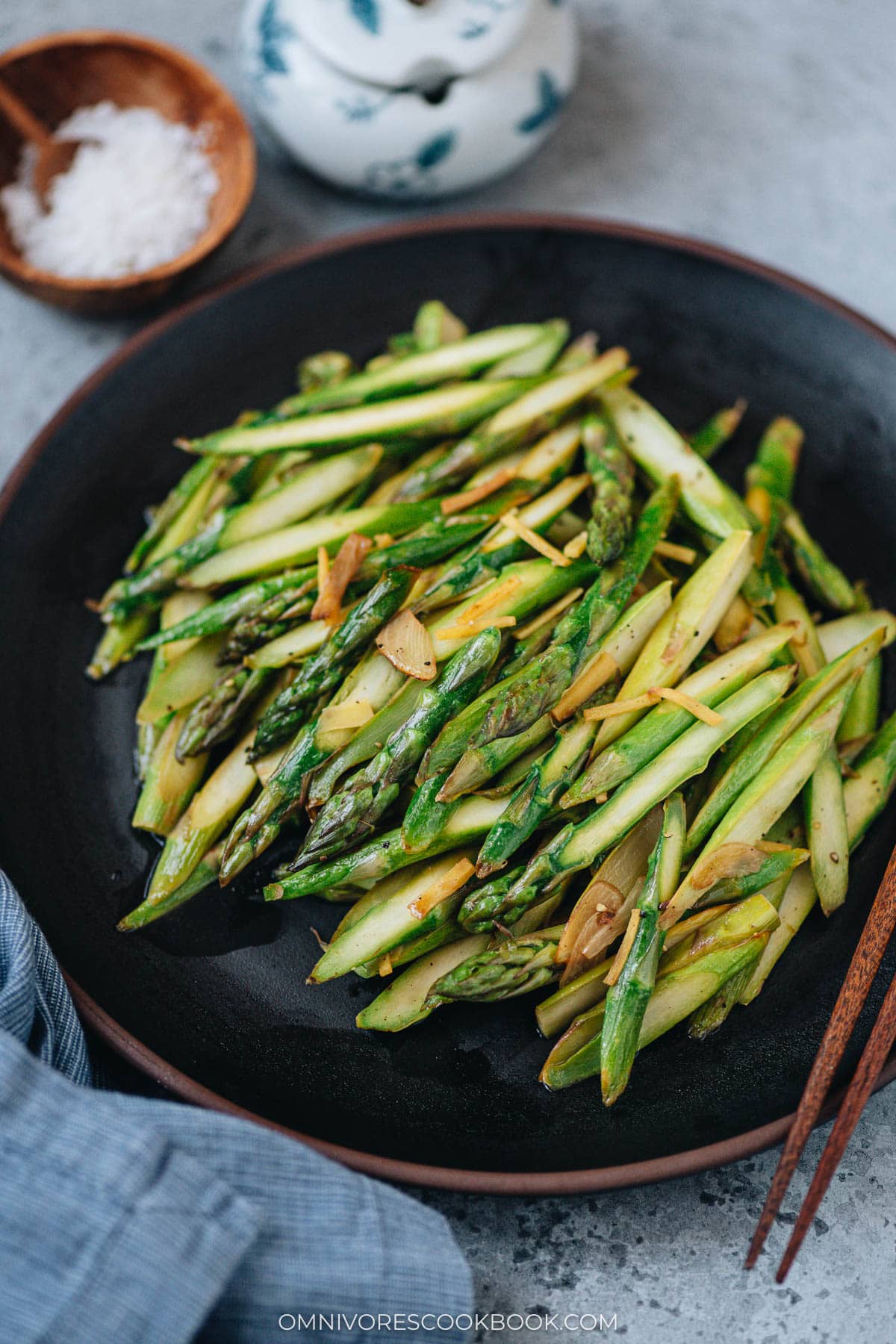 Chinese-style asparagus stir fry