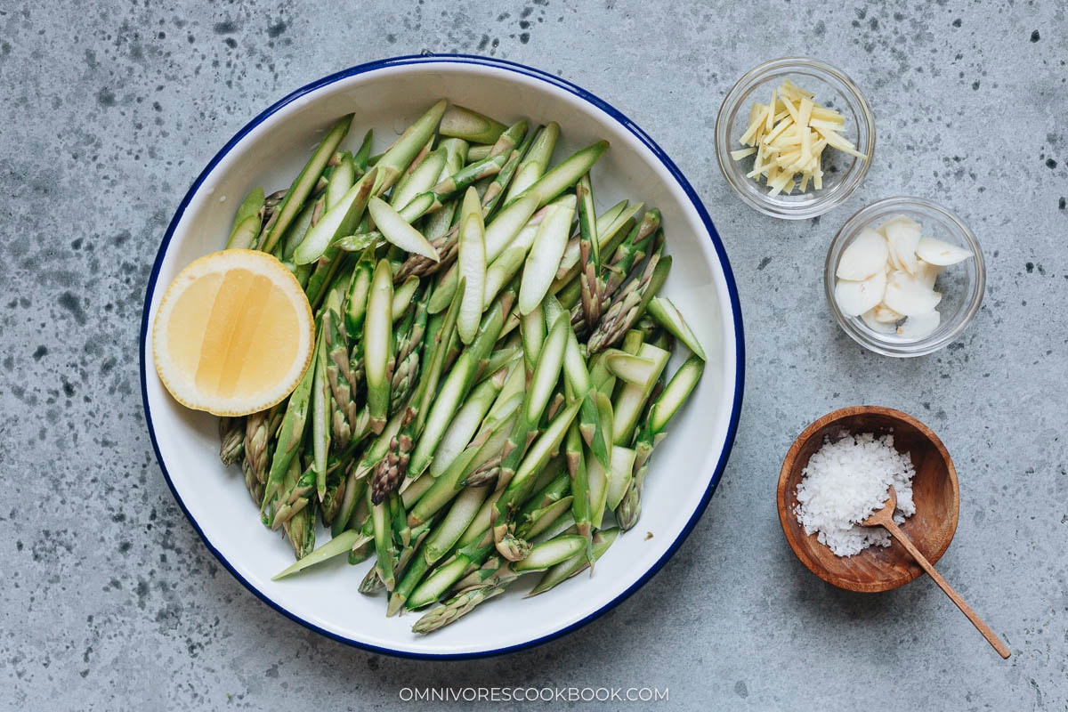 Ingredients for asparagus stir fry