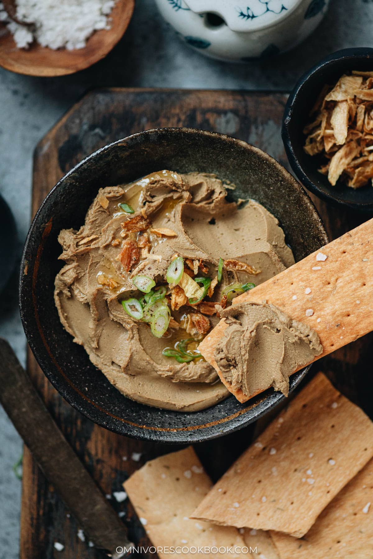 Chicken liver pâté served with crackers