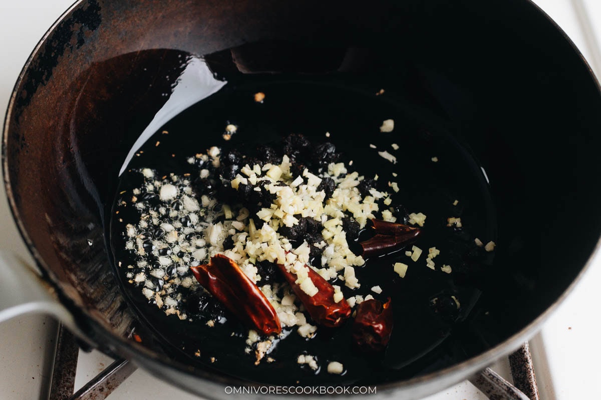 Stir fry the aromatics