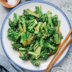 A homestyle broccoli with garlic sauce featuring crisp tender broccoli cooked with a light sauce that’s savory, slightly sweet and full of aroma. {Vegetarian, Gluten-Free Adaptable}
