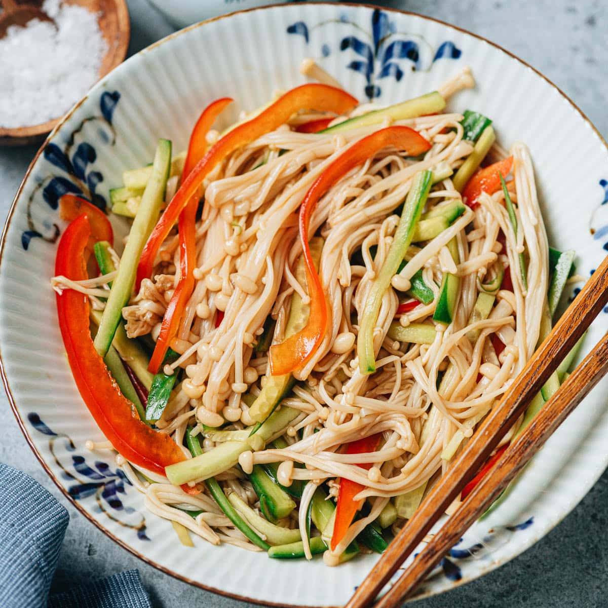 Chinese enoki mushroom salad is a quick and easy appetizer packed with colorful vegetables and a savory sauce that’s full of fragrance. {Vegetarian, Gluten-Free Adaptable}