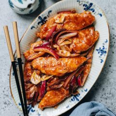 Chewy edges, juicy and tender center, with a savory and sweet glaze that is full of aroma, these Hong Kong-style pan-fried pork chops hit all the right notes. It’s a comfort dish that is perfect for your Sunday dinner, and it’s simple enough to make on a weeknight. {Gluten-Free Adaptable}
