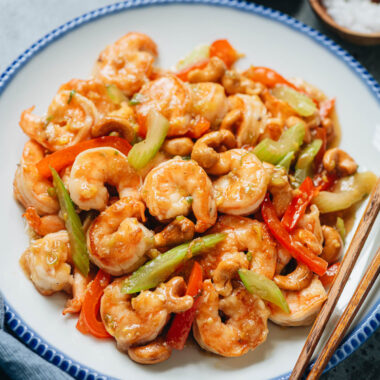 Chinese cashew shrimp with pepper and celery