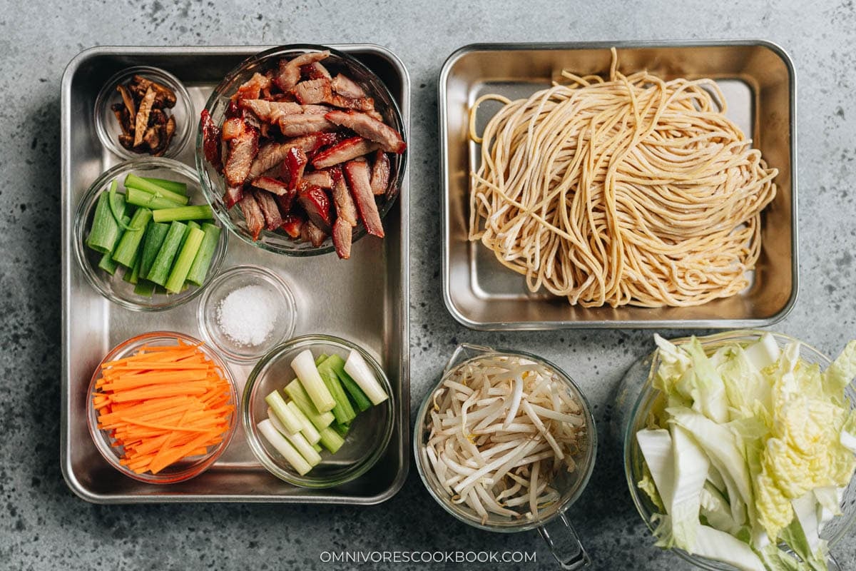 Ingredients for making roast pork lo mein