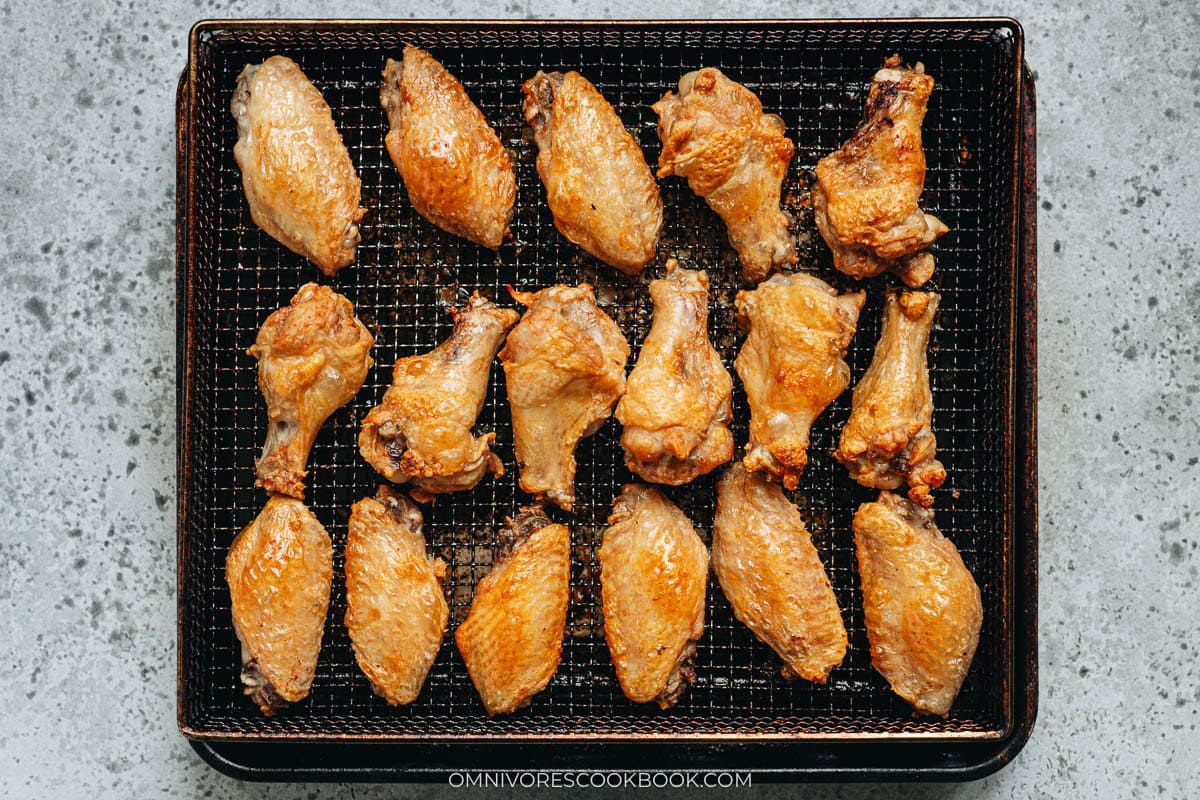 Air fried wings on an air fryer tray