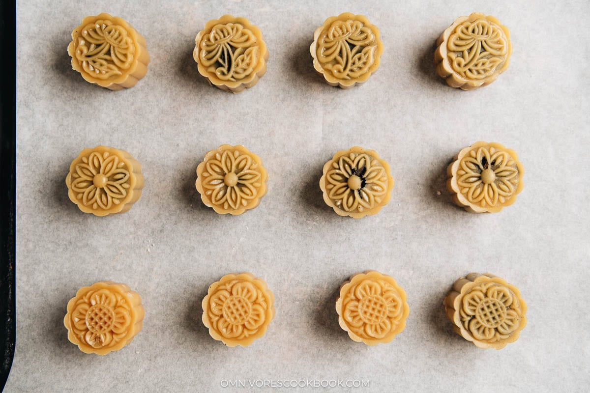 Shaped and uncooked traditional mooncake