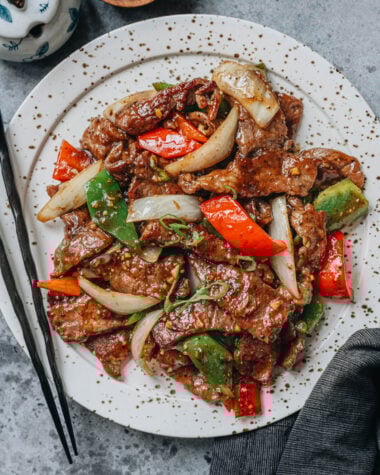 Chinese black pepper steak served in a plate