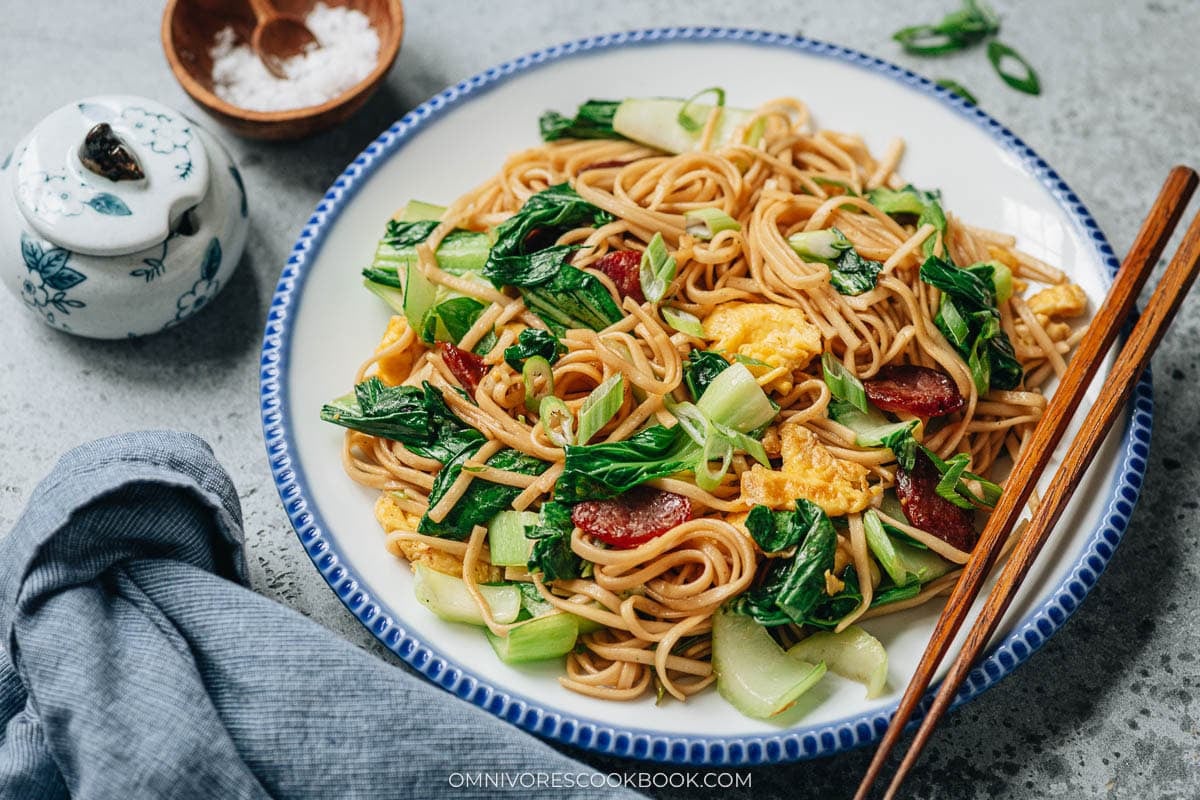 Easy Fried Noodles (20-Minute) - Omnivore's Cookbook