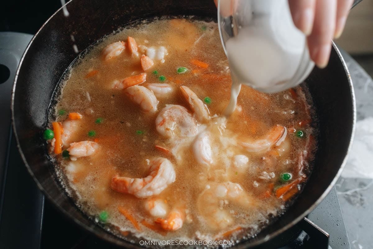  toss the shrimp back in and stir in the cornstarch slurry