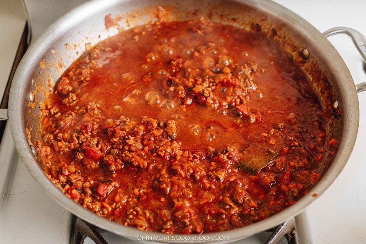 simmer the bolognese sauce