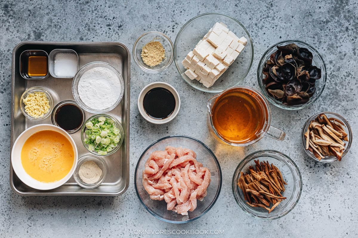 Hot and sour soup ingredients