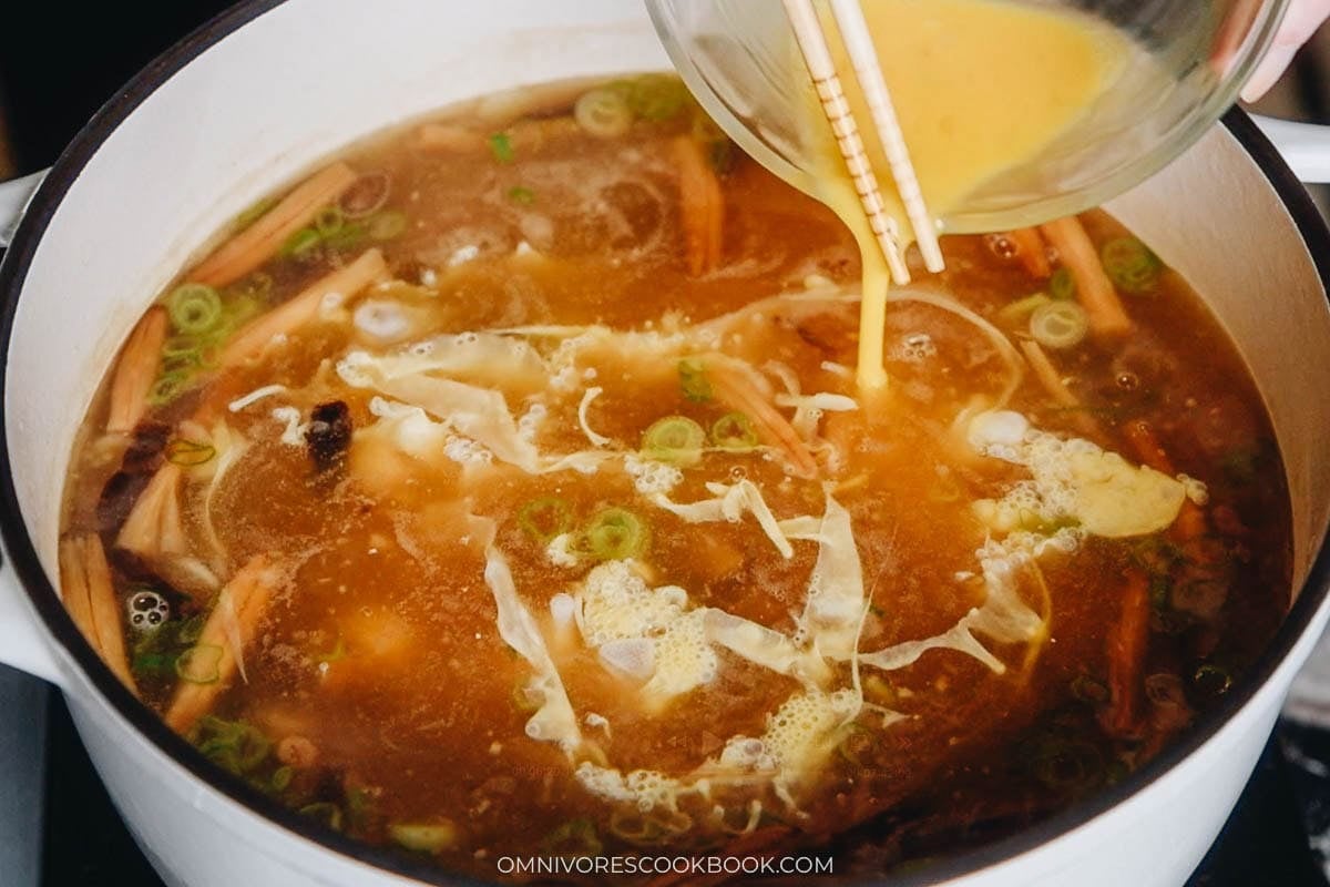 drizzle in the beaten egg