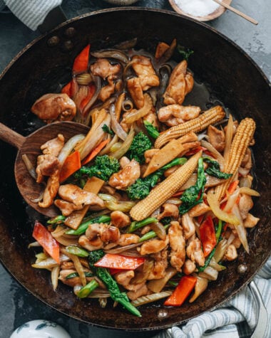 Stir fried chicken with veggies in a pan