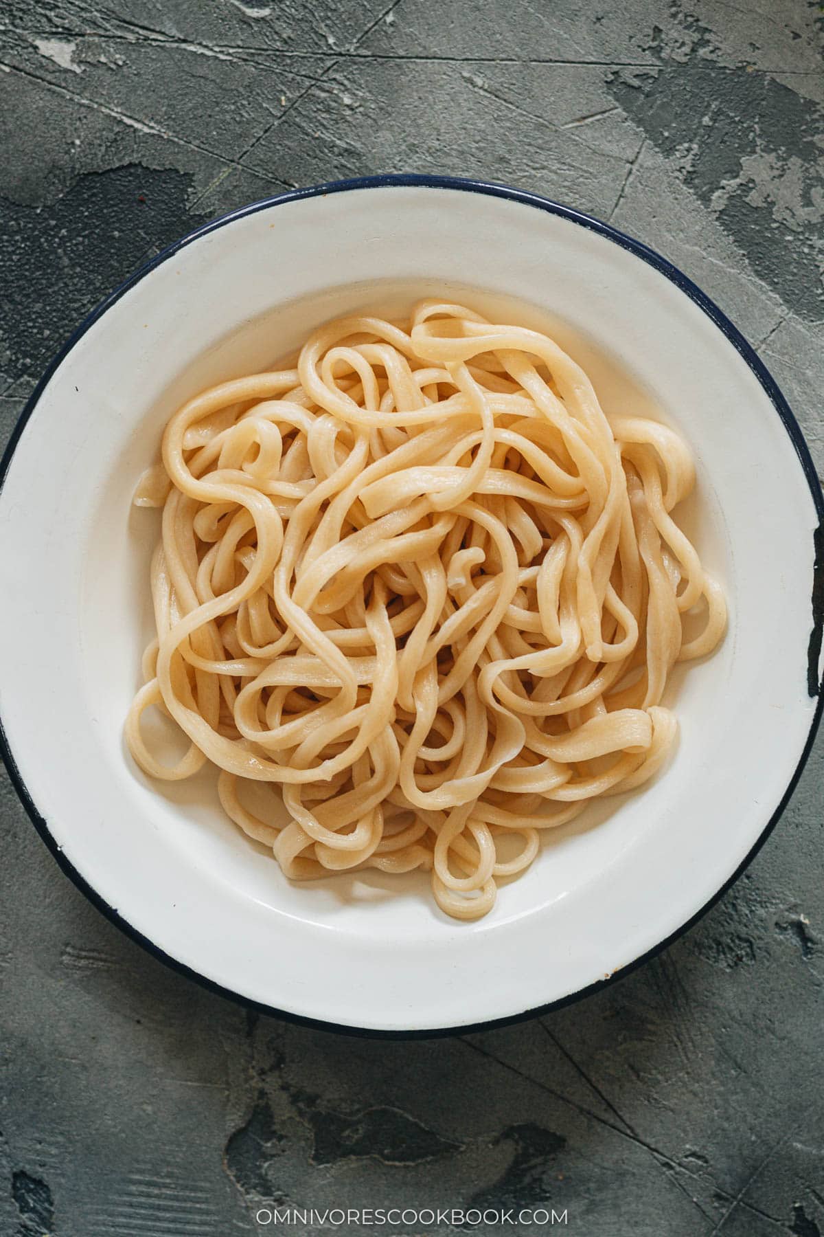 Boiled thin noodles