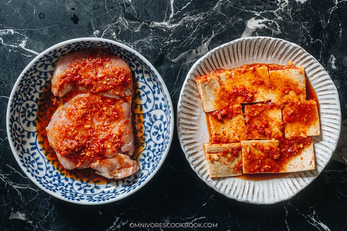 Marinating chicken and tofu