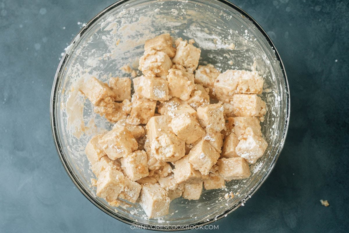 Coat with cornstarch