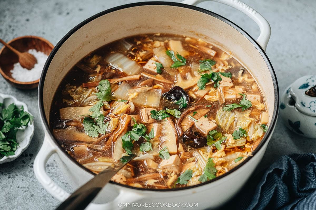 Vegetarian Hot and Sour Soup 